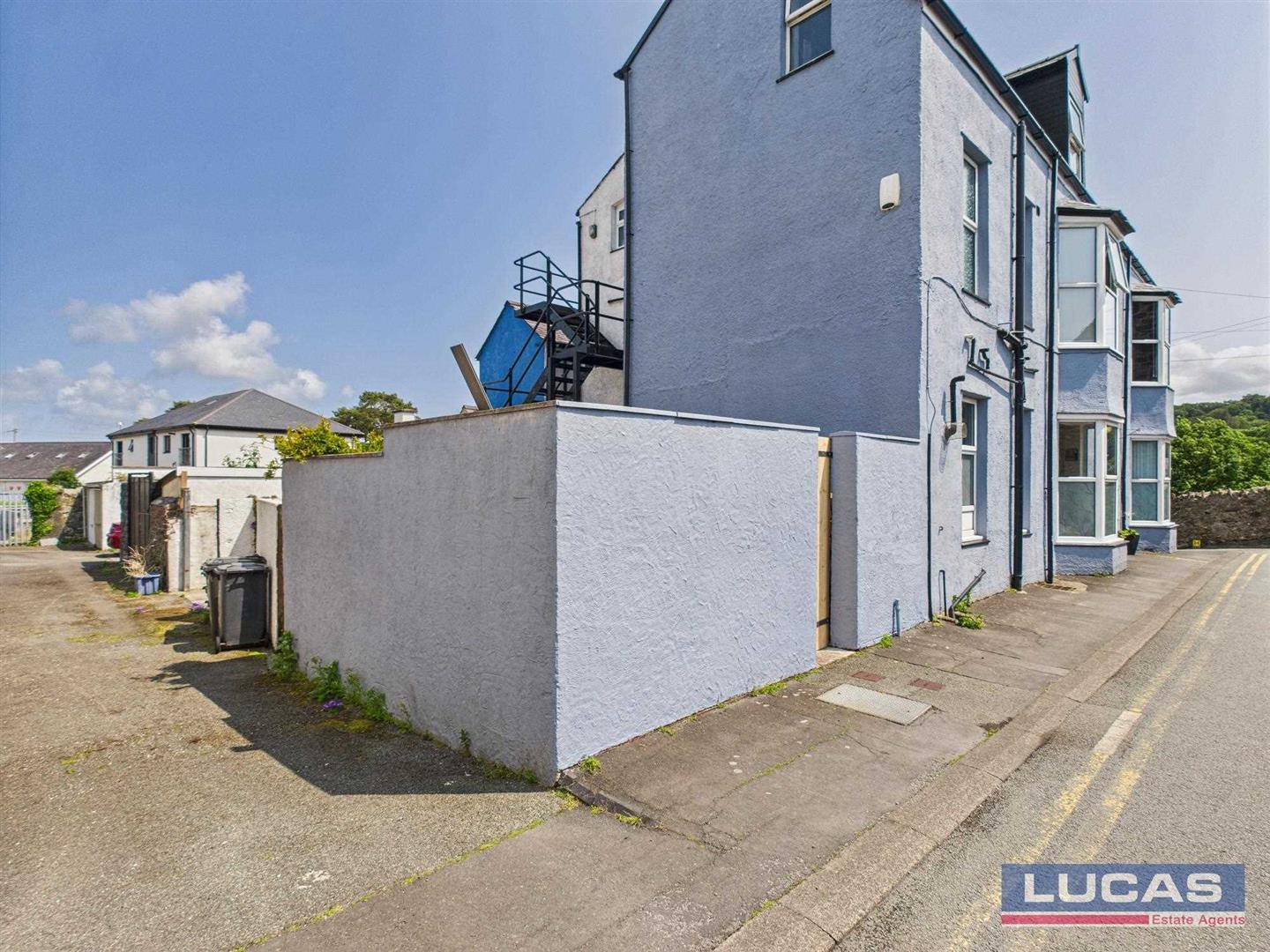 Beach Road, Menai Bridge